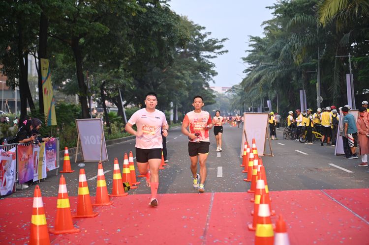 Race photo from NOTARACE 2025