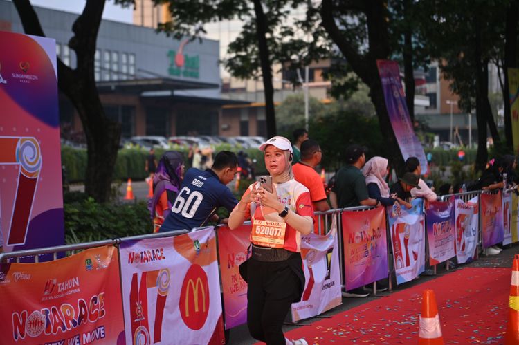 Race photo from NOTARACE 2025