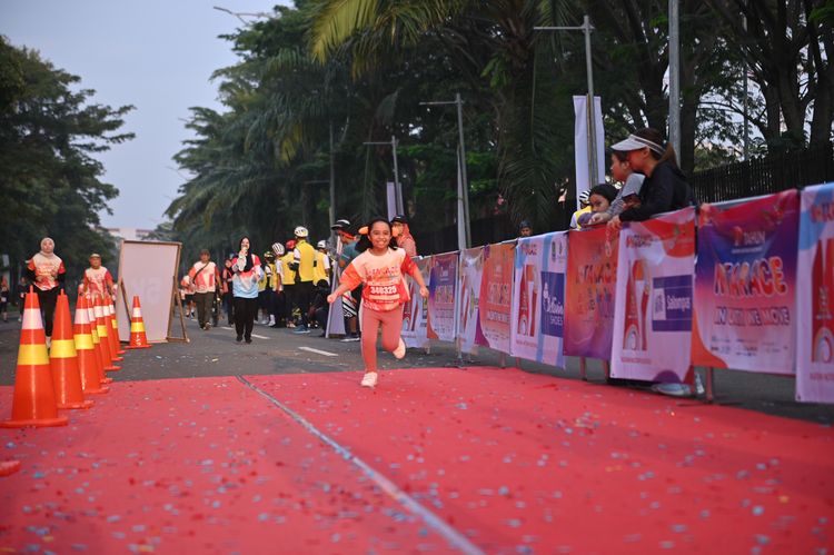 Race photo from NOTARACE 2025