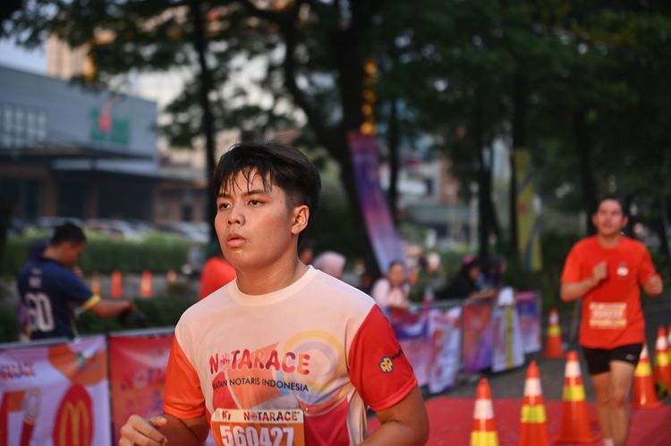 Race photo from NOTARACE 2025