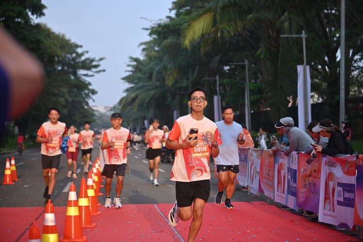 Race photo from NOTARACE 2025