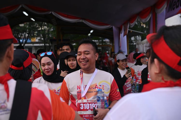 Race photo from NOTARACE 2025