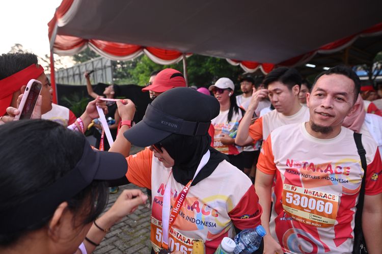 Race photo from NOTARACE 2025