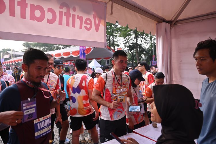 Race photo from NOTARACE 2025