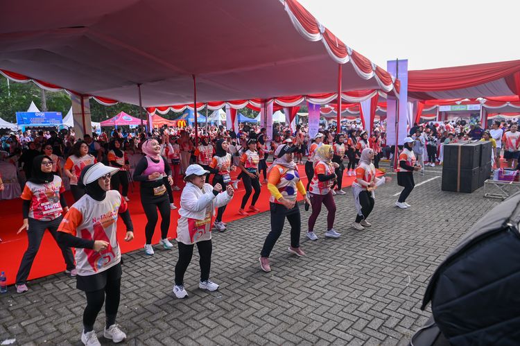 Race photo from NOTARACE 2025