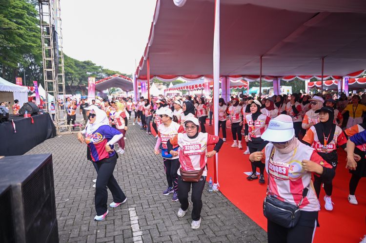 Race photo from NOTARACE 2025