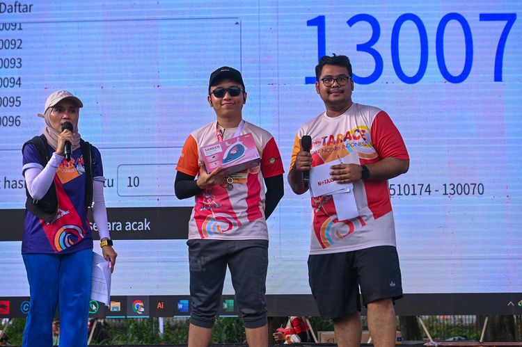 Race photo from NOTARACE 2025