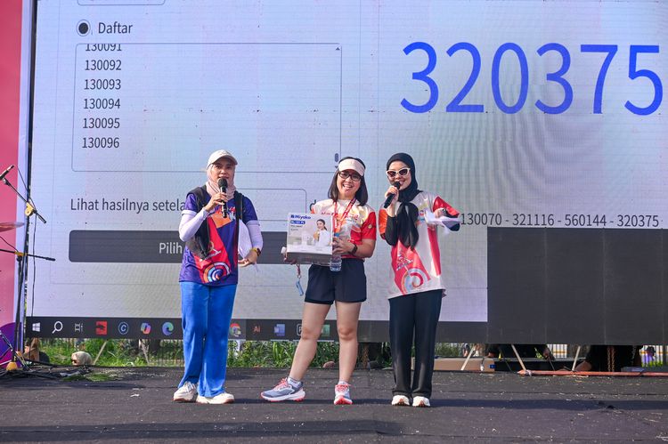 Race photo from NOTARACE 2025