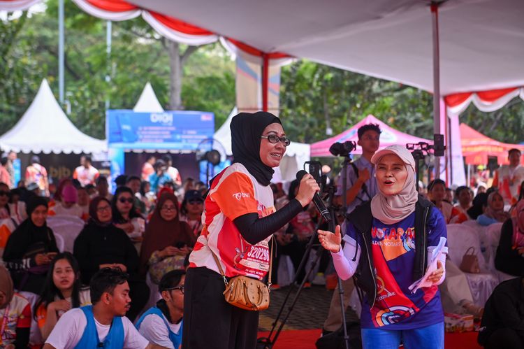 Race photo from NOTARACE 2025