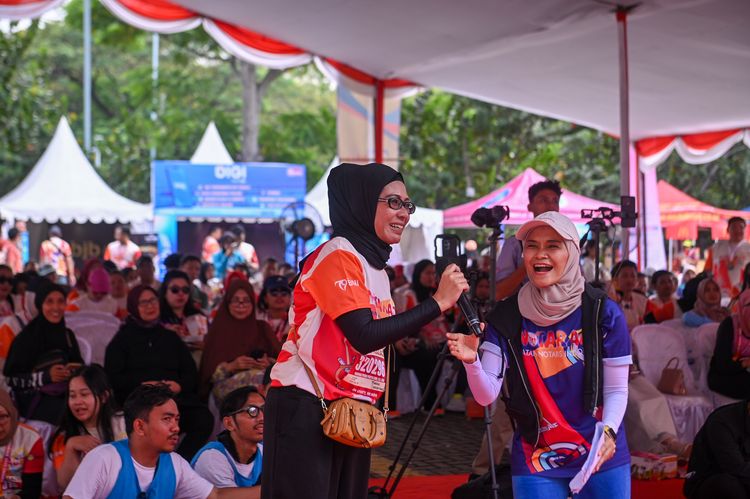Race photo from NOTARACE 2025