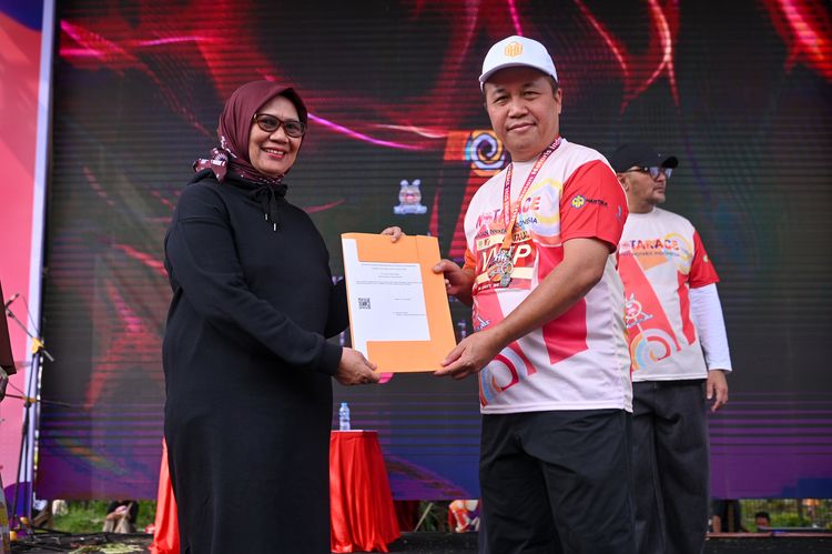 Race photo from NOTARACE 2025