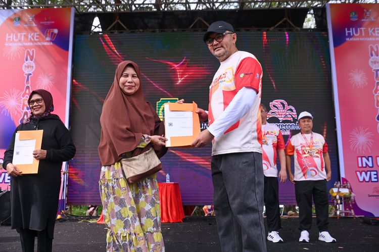 Race photo from NOTARACE 2025