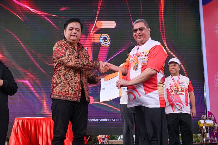 Race photo from NOTARACE 2025