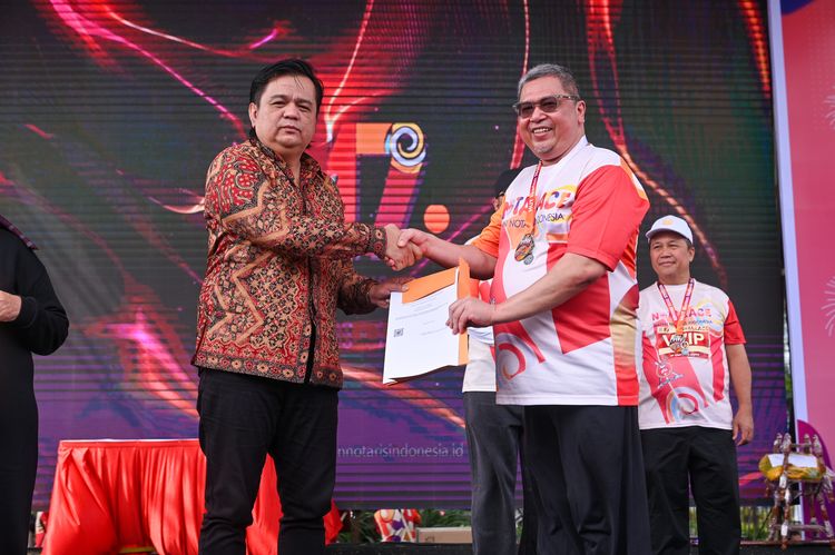 Race photo from NOTARACE 2025