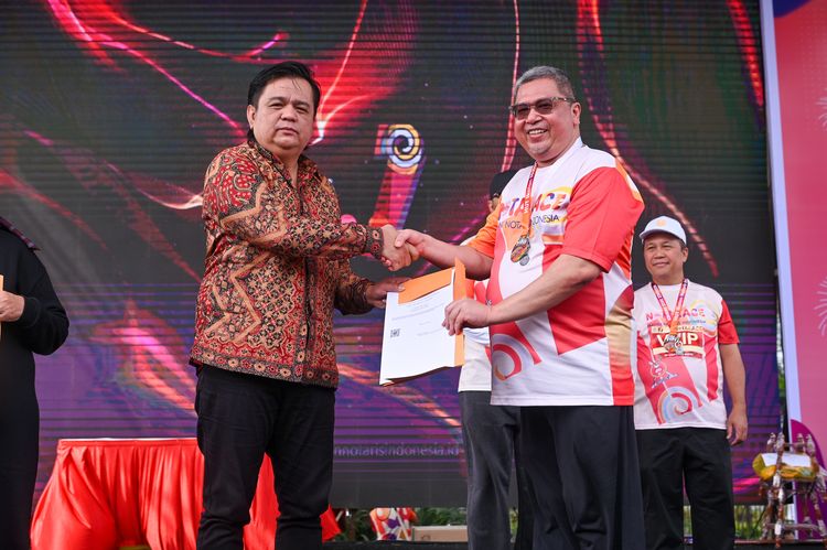 Race photo from NOTARACE 2025