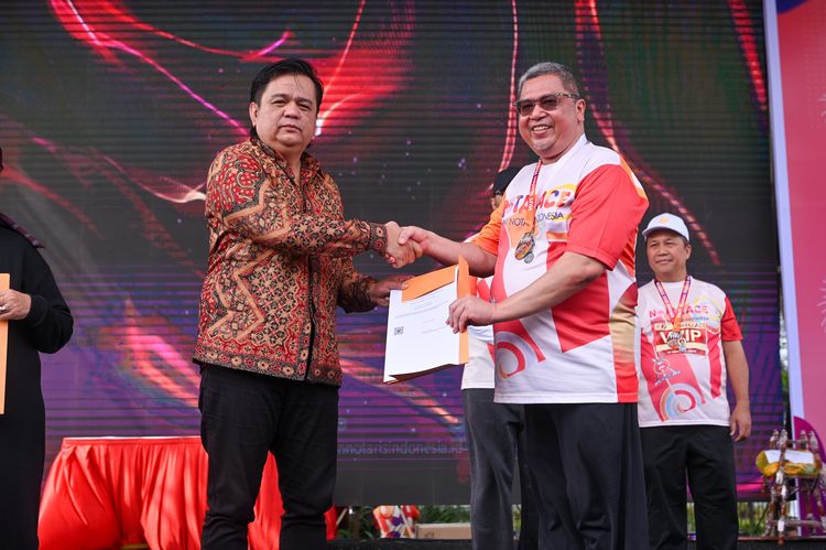 Race photo from NOTARACE 2025