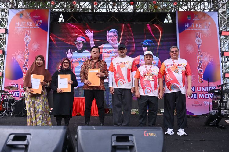 Race photo from NOTARACE 2025