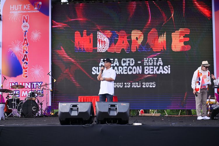 Race photo from NOTARACE 2025