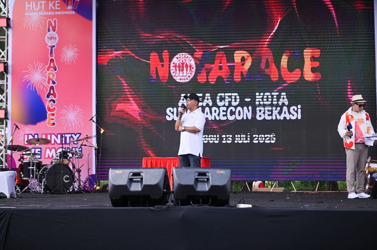 Race photo from NOTARACE 2025
