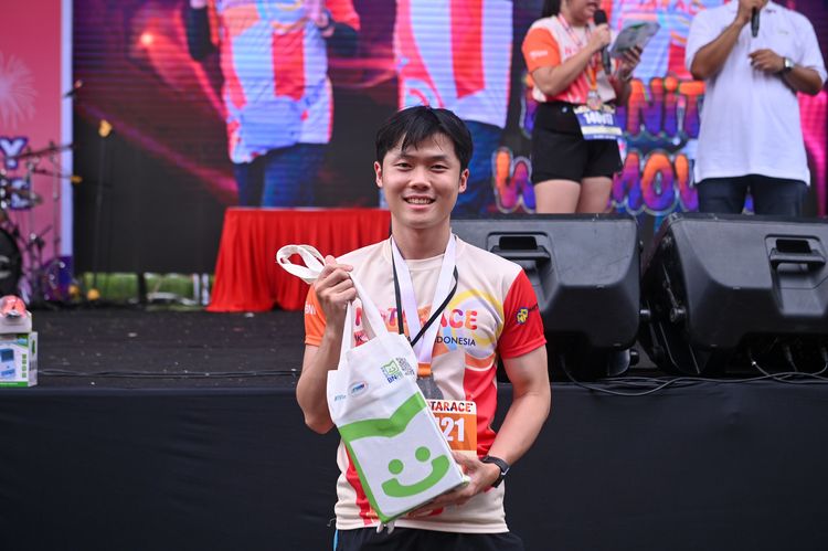 Race photo from NOTARACE 2025