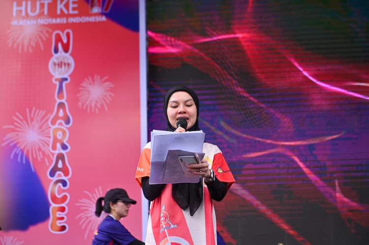 Race photo from NOTARACE 2025