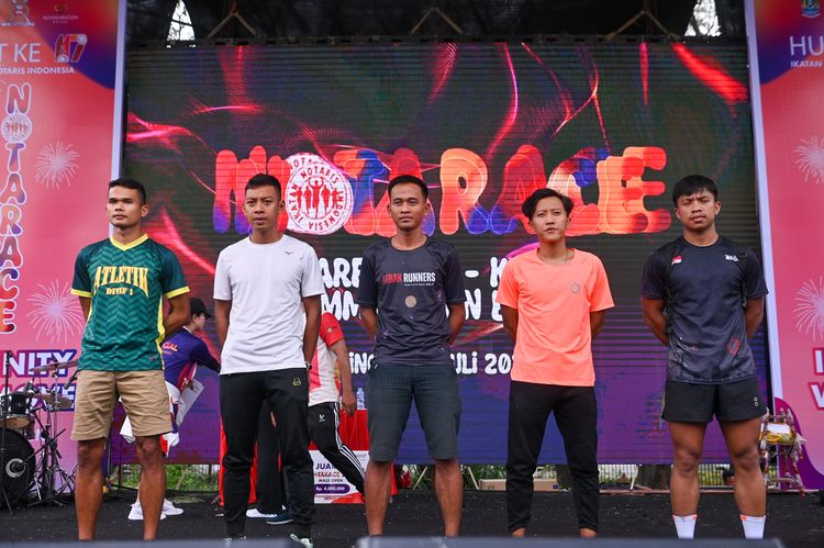 Race photo from NOTARACE 2025
