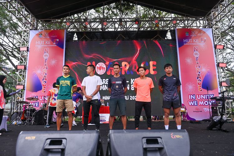 Race photo from NOTARACE 2025