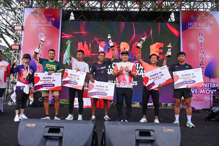Race photo from NOTARACE 2025