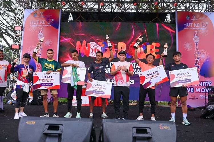 Race photo from NOTARACE 2025