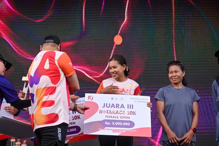 Race photo from NOTARACE 2025