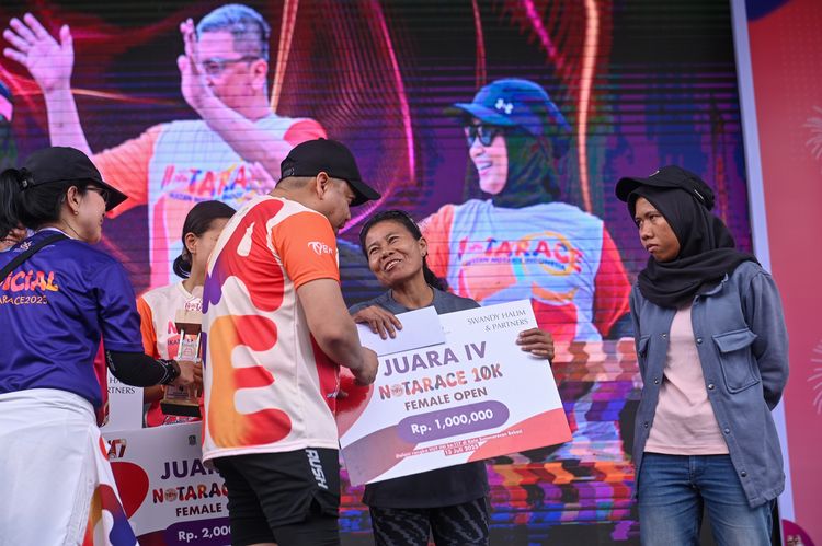 Race photo from NOTARACE 2025