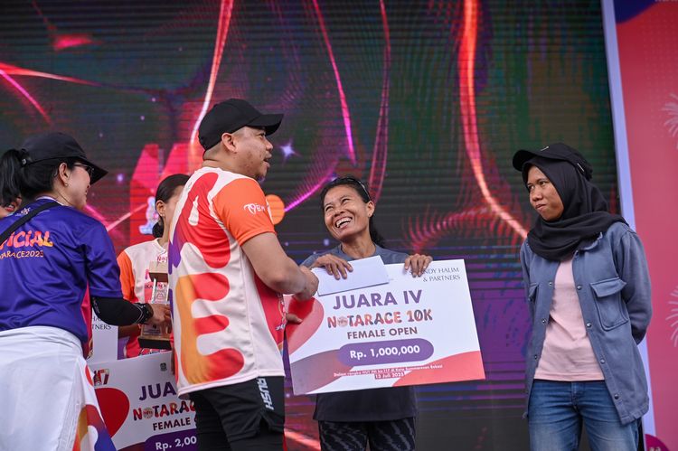 Race photo from NOTARACE 2025