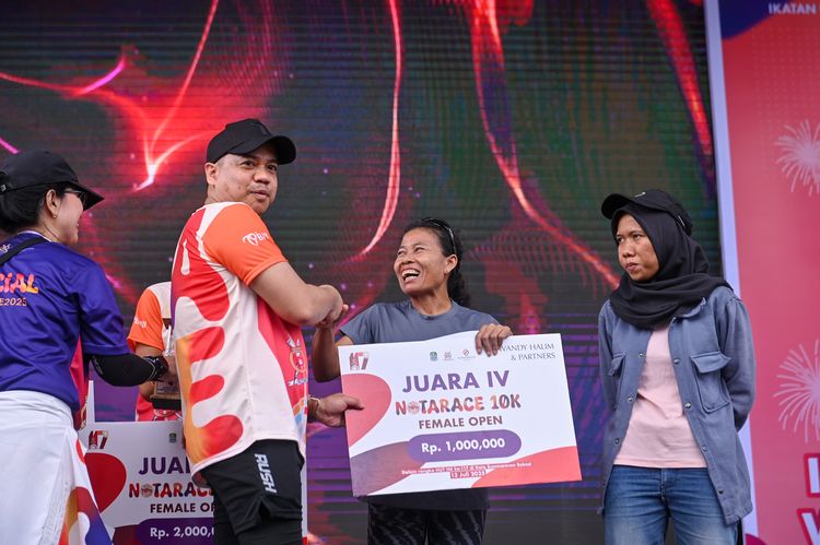 Race photo from NOTARACE 2025
