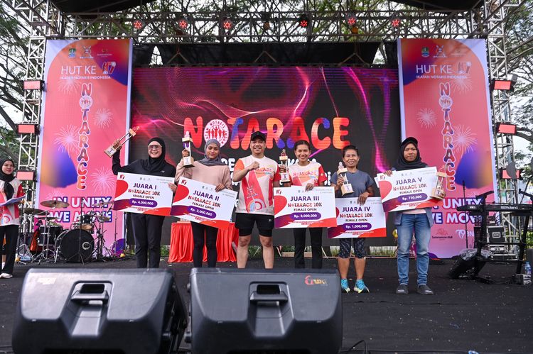 Race photo from NOTARACE 2025