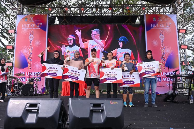 Race photo from NOTARACE 2025