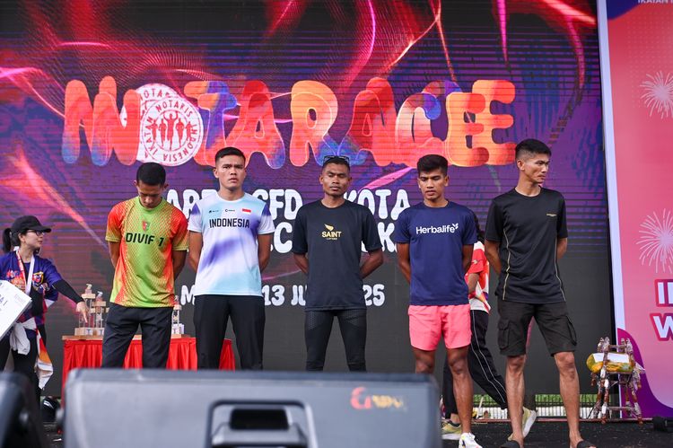 Race photo from NOTARACE 2025