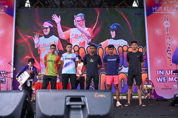 Race photo from NOTARACE 2025