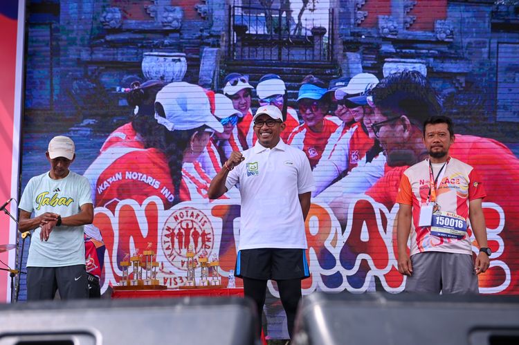 Race photo from NOTARACE 2025
