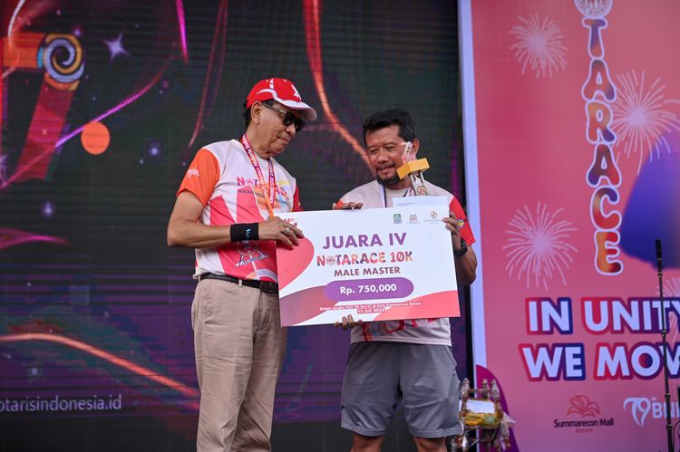 Race photo from NOTARACE 2025