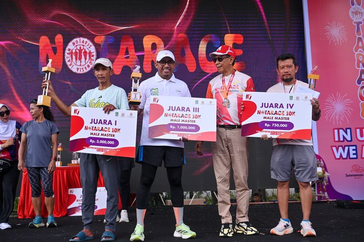 Race photo from NOTARACE 2025