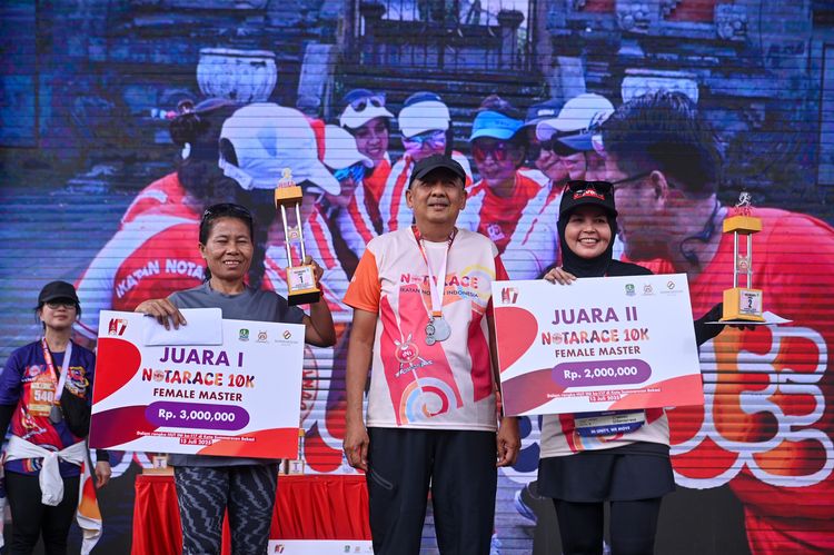 Race photo from NOTARACE 2025