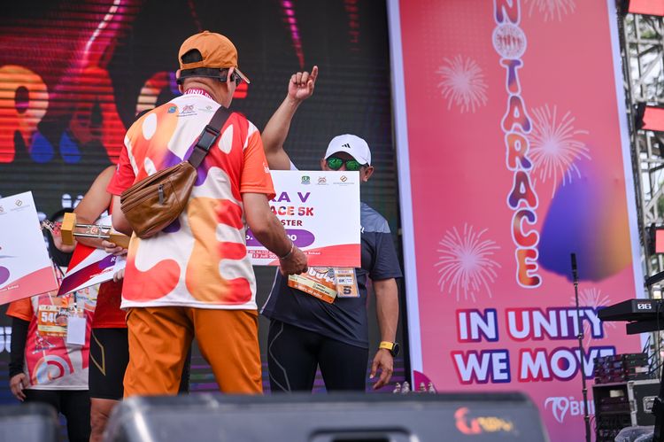 Race photo from NOTARACE 2025