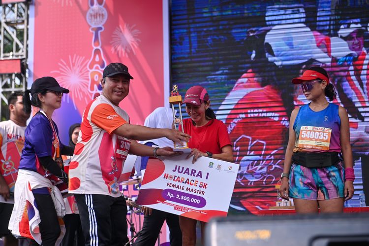 Race photo from NOTARACE 2025