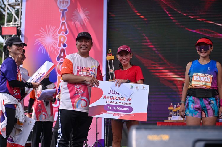 Race photo from NOTARACE 2025