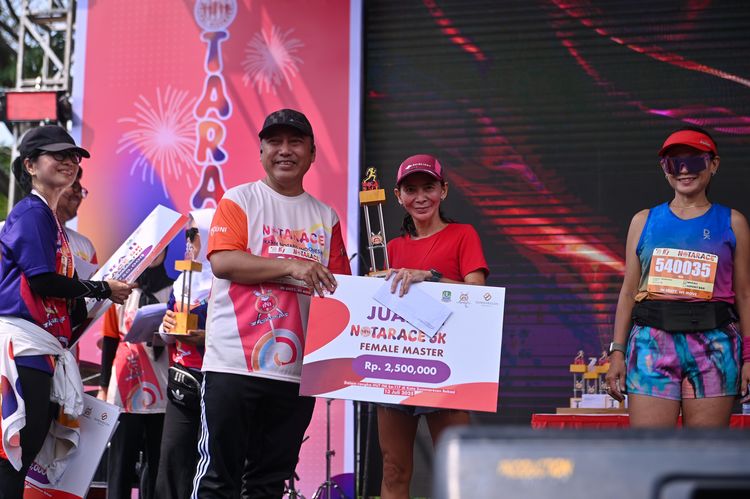 Race photo from NOTARACE 2025