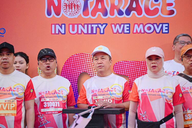 Race photo from NOTARACE 2025