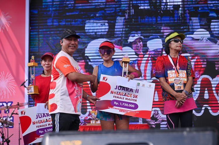 Race photo from NOTARACE 2025