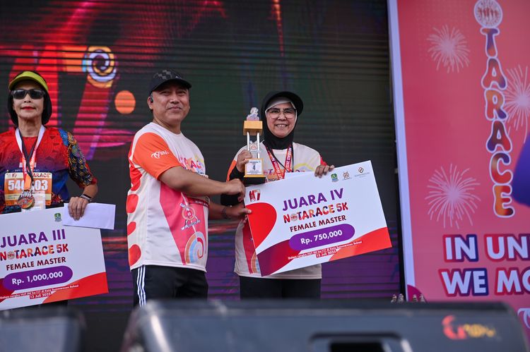 Race photo from NOTARACE 2025