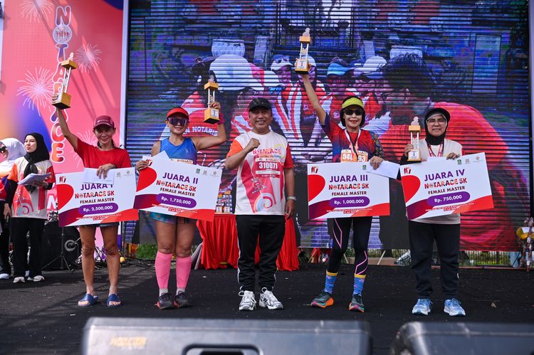 Race photo from NOTARACE 2025