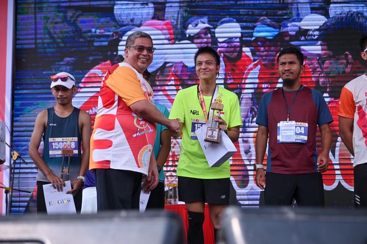 Race photo from NOTARACE 2025